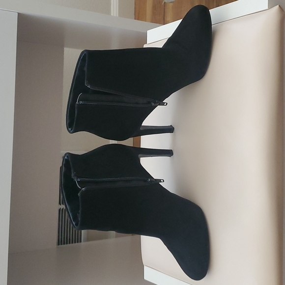 Black Booties - Picture 4 of 6